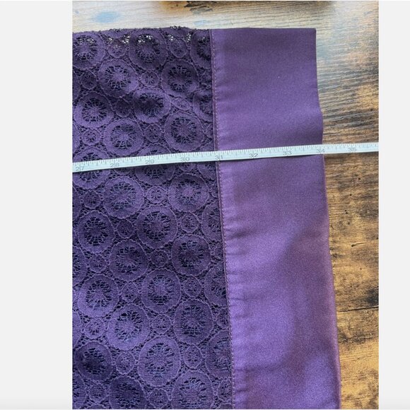 Laundry by Shelli Segal Purple Lace Sheath Overlay Dress with Slip - Size 6 - Picture 8 of 12